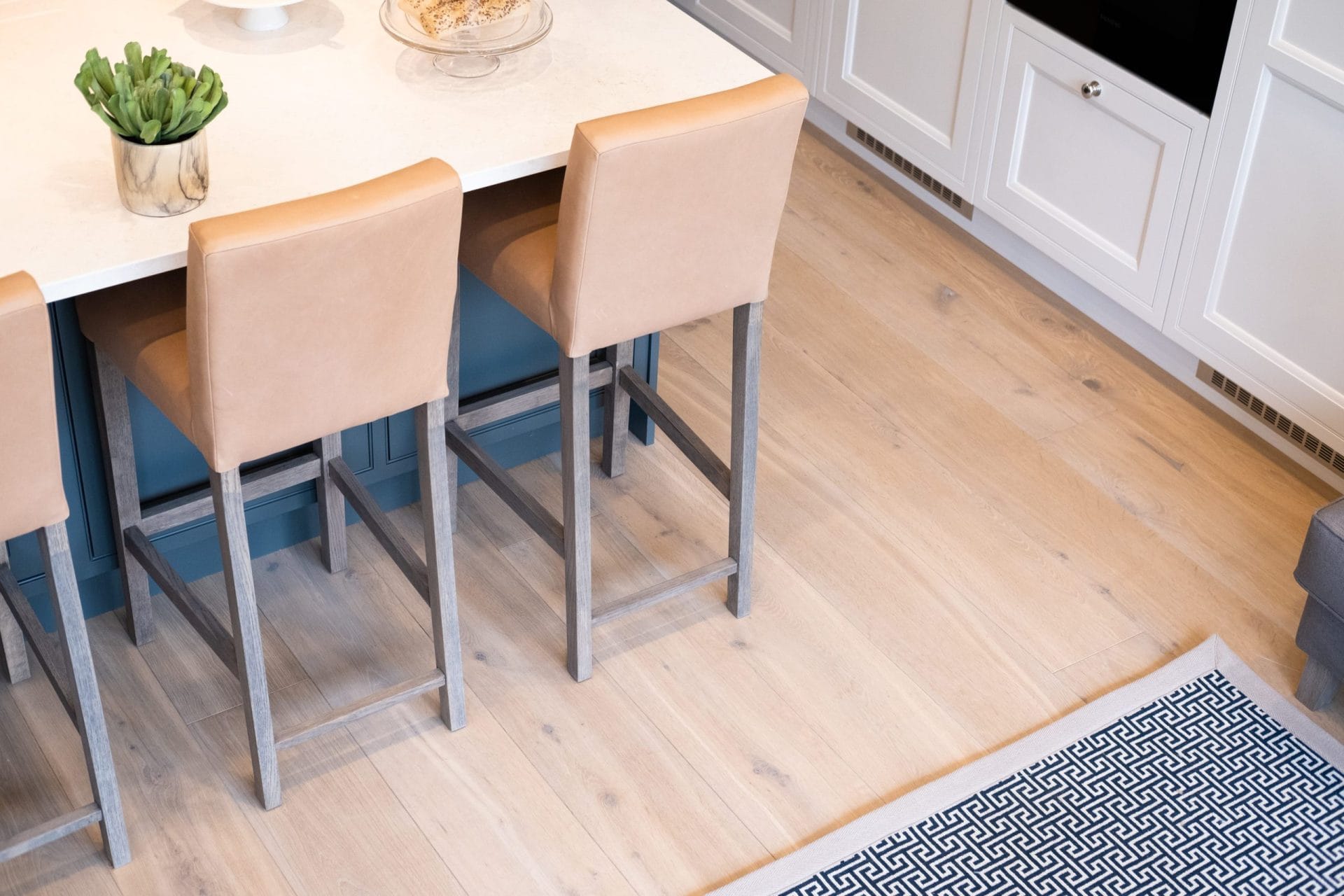 9.Bayonne Bayonne Chevron – The European Collection