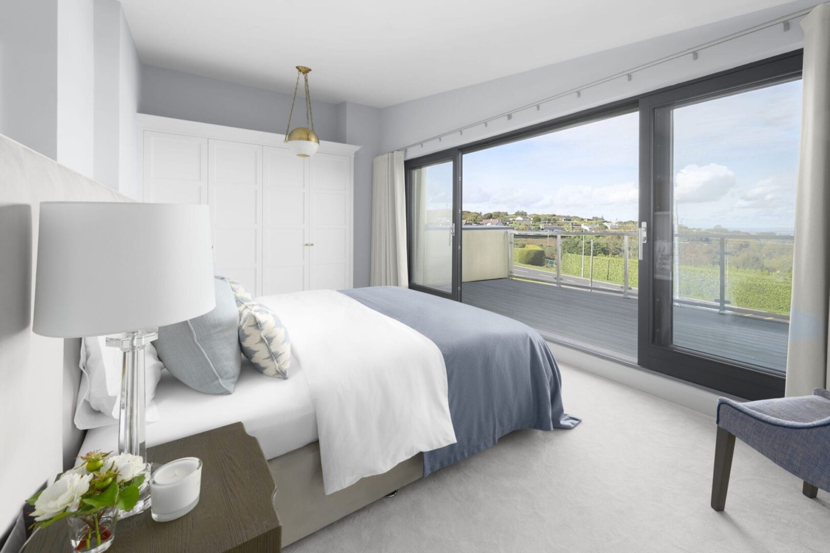 Bedroom luxury carpet solution